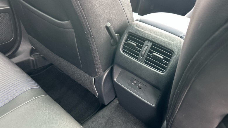 Nissan Qashqai 1.3 DiG-T MH 158 Tekna 5dr Xtronic Petrol Hatchback